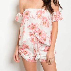 IVORY BLUSH FLORAL TOP & SHORT SET